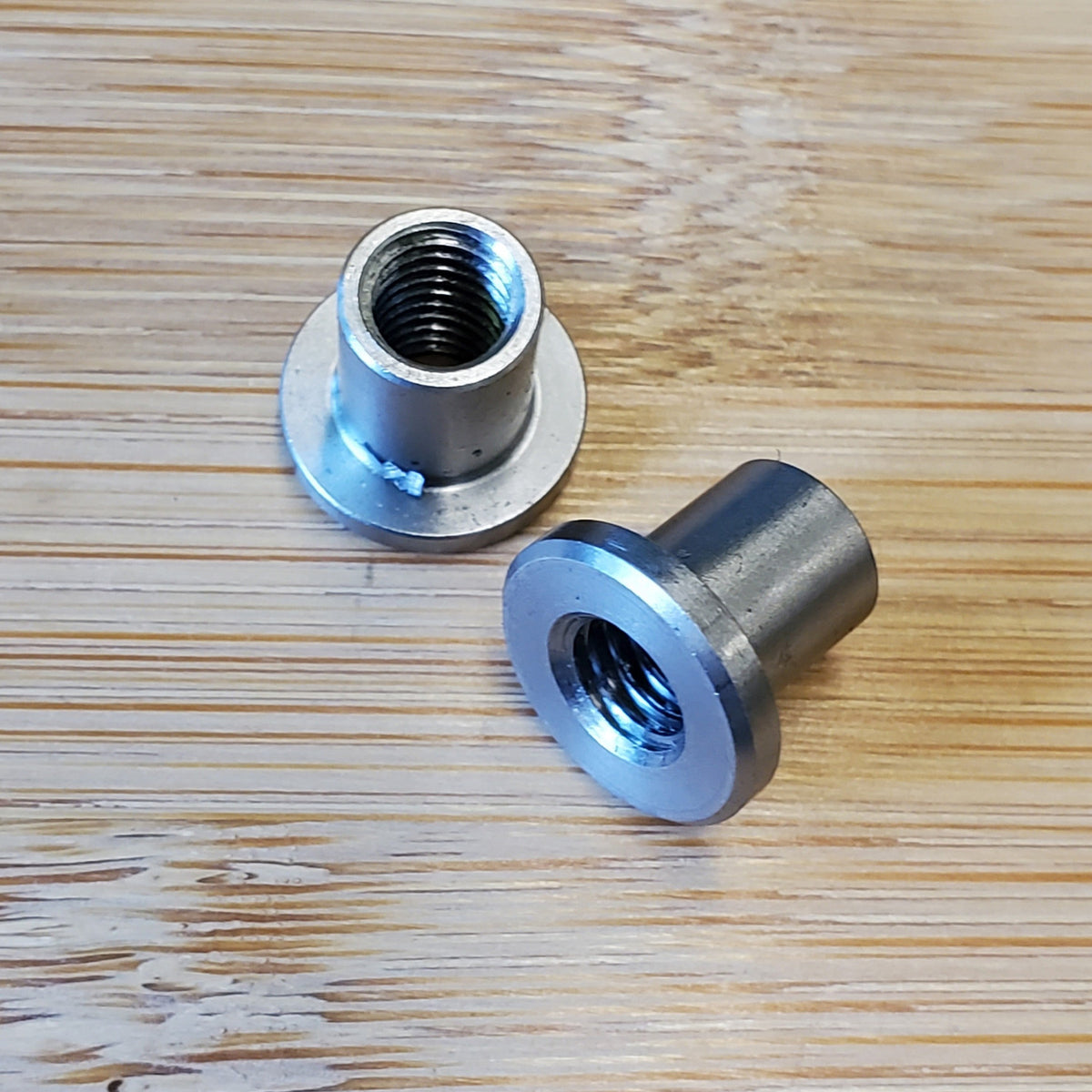 Threaded Boss Rectangle Economy M6 Threaded Boss, Stainless Steel – Metal-Guru.com